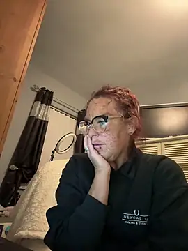 Angel-LinaX online show from 02/10/26, 10:31