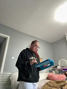 Angel-LinaX online show from 02/13/26, 03:23