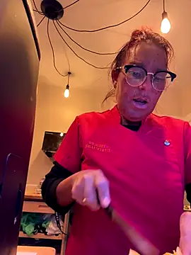 Angel-LinaX online show from 12/22/25, 05:02