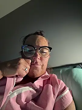 Angel-LinaX online show from 02/02/26, 10:09