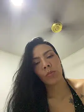 Snapshot of salome_xxx15 chatting on 03/02/26, 10:17 salome xxx15 online show from 03/02/26, 10:17