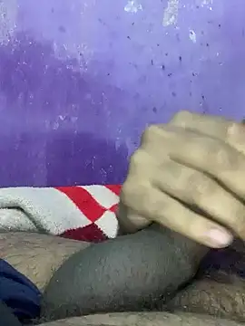 Snapshot of hotman29 chatting on 11/27/25, 05:02 hotman29 online show from 11/27/25, 05:02