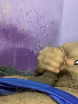 hotman29 online show from 11/12/25, 08:23