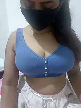 Aarti909090 online show from 07/03/26, 05:08