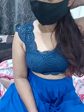 Aarti909090 online show from 04/12/26, 06:22