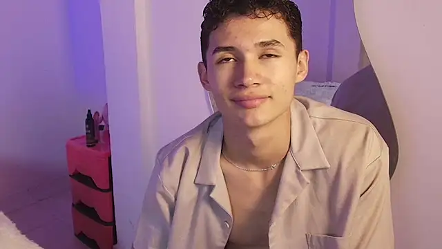 Eiden Blake online show from 12/15/25, 11:42