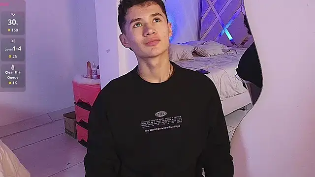 Snapshot of Eiden_Blake chatting on 04/03/26, 01:45 Eiden Blake online show from 04/03/26, 01:45