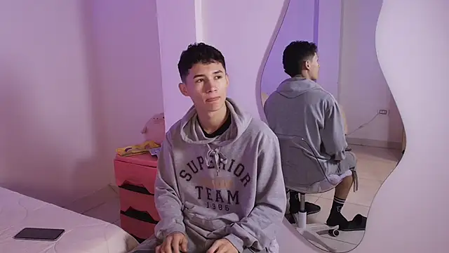 Snapshot of Eiden_Blake chatting on 11/28/25, 09:53 Eiden Blake online show from 11/28/25, 09:53