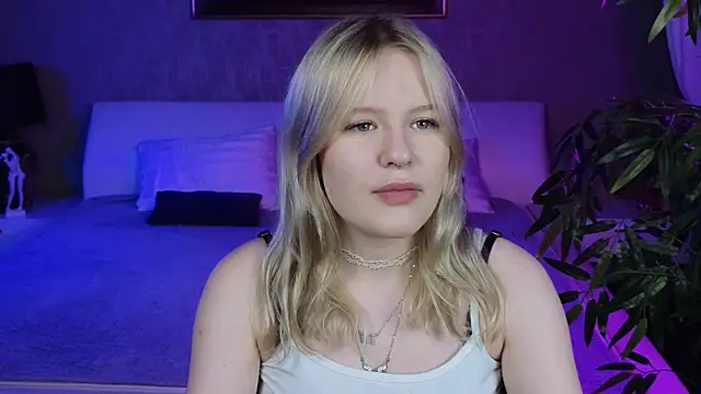 Mila wxw online show from 11/23/25, 09:30