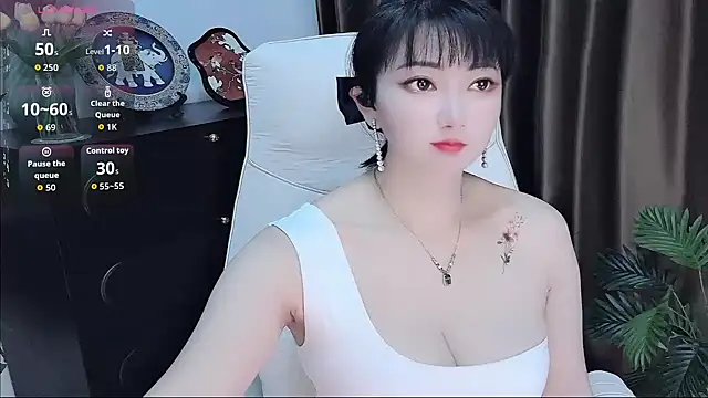 Ella99 online show from 01/13/26, 02:21