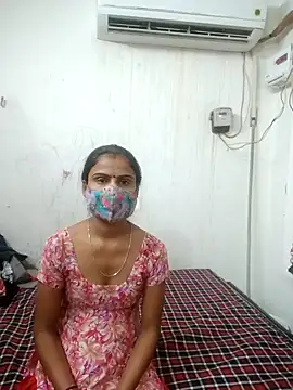 Snapshot of Soni_bhabhiji12 chatting on 11/03/25, 04:43 Soni bhabhiji12 online show from 11/03/25, 04:43