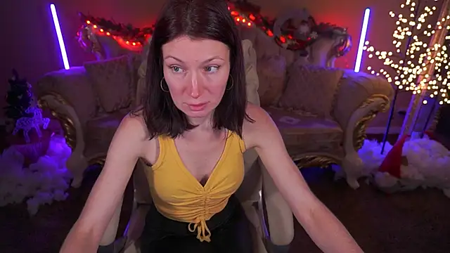 Snapshot of AmiraGoldd chatting on 01/16/26, 01:59 AmiraGoldd online show from 01/16/26, 01:59