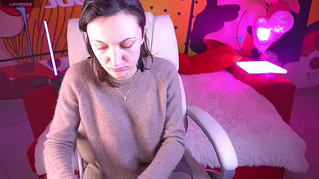 ZafiraMoonn online show from 02/24/26, 02:29