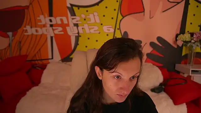 ZafiraMoonn online show from 11/10/25, 06:51