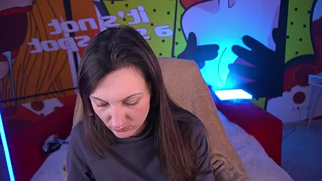 ZafiraMoonn online show from 02/09/26, 01:42