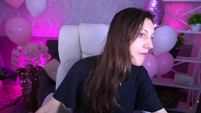 ZafiraMoonn online show from 02/20/26, 02:08