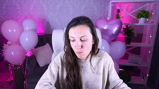 ZafiraMoonn online show from 02/16/26, 01:54