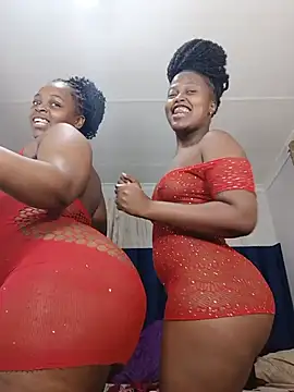 SweetSavage18 online show from 07/03/26, 07:42