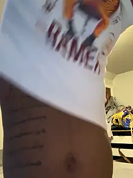 youngbull dada online show from 12/03/25, 05:12