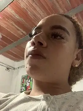 Snapshot of Megan2026 chatting on 12/20/25, 01:08 Megan2026 online show from 12/20/25, 01:08