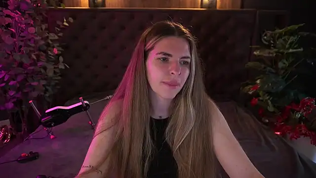 DanielaReign online show from 04/02/26, 05:58