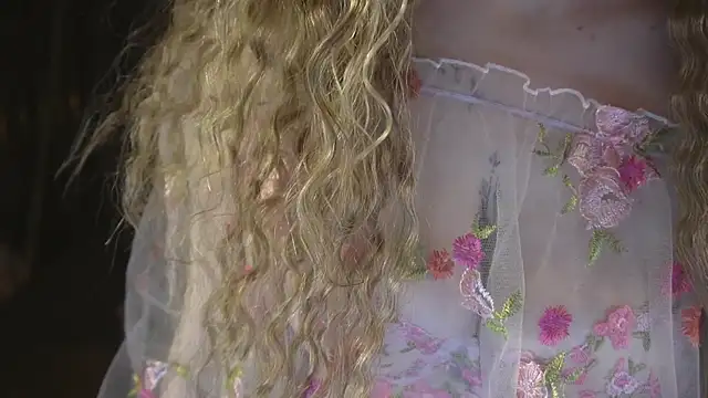 Snapshot of DanielaReign chatting on 02/27/26, 06:57 DanielaReign online show from 02/27/26, 06:57