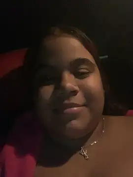 Snapshot of Ari_nny chatting on 11/17/25, 03:43 Ari nny online show from 11/17/25, 03:43