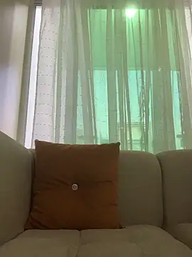 Snapshot of Ari_nny chatting on 11/07/25, 10:13 Ari nny online show from 11/07/25, 10:13