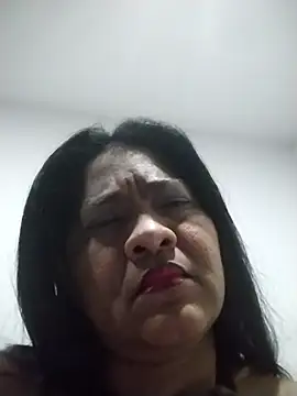 Snapshot of Morena-lindona chatting on 11/03/25, 11:41 Morena-lindona online show from 11/03/25, 11:41