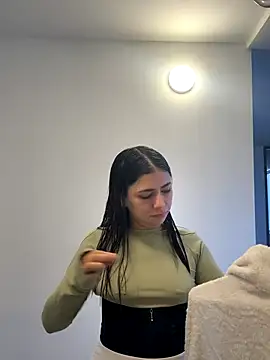 Shanell c online show from 11/26/25, 04:40