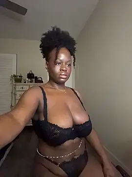 ladiosa selene online show from 02/18/26, 11:45