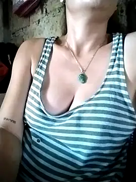 Sassy-jann online show from 11/28/25, 12:00