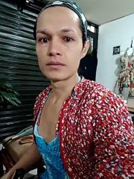 PaulinaLondra2 online show from 11/28/25, 12:49