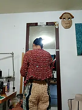 PaulinaLondra2 online show from 12/01/25, 12:39