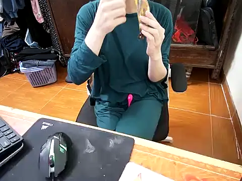 ---Lusi03--- online show from 03/06/26, 10:21