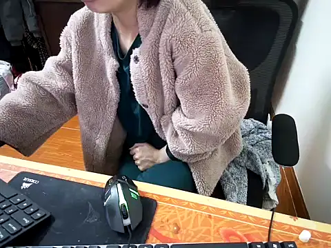 ---Lusi03--- online show from 02/10/26, 03:33