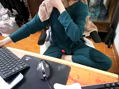 ---Lusi03--- online show from 01/08/26, 10:32