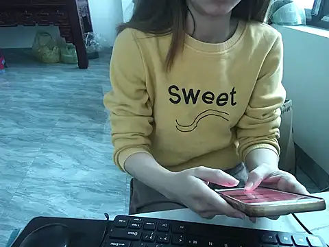 ---Lusi03--- online show from 12/15/25, 12:38