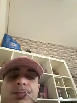 jiggy823 online show from 11/05/25, 04:43