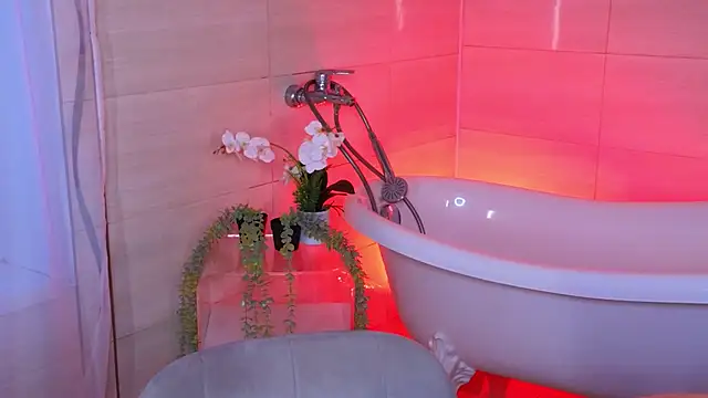 WICKEDEMBER online show from 03/11/26, 01:21