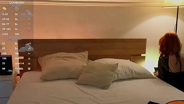 WICKEDEMBER online show from 11/08/25, 03:10