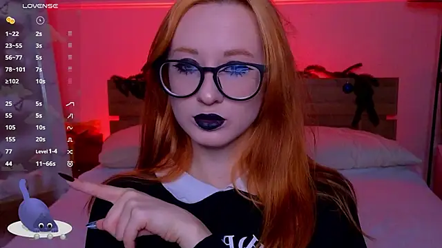 WICKEDEMBER online show from 12/19/25, 01:31