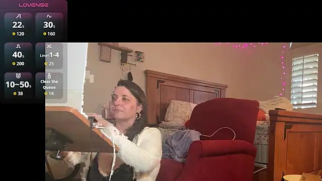 drippingwetaj online show from 12/17/25, 08:58