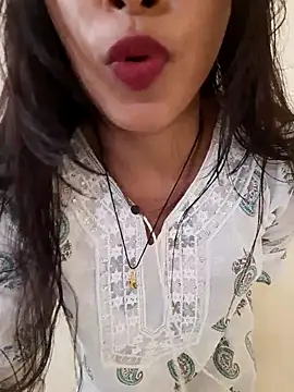 Snapshot of Neha_rani78 chatting on 06/18/26, 02:32 Neha rani78 online show from 06/18/26, 02:32