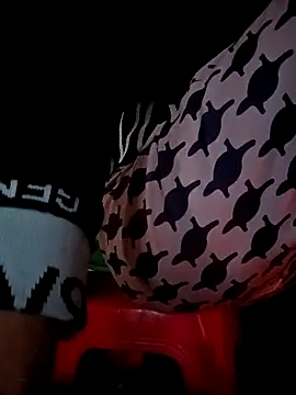 LenaLy2k online show from 11/19/25, 02:00