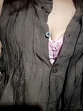 LenaLy2k online show from 11/21/25, 11:48