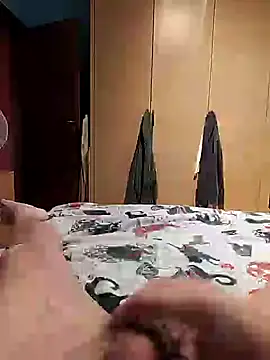 Snapshot of Cini75 chatting on 11/28/25, 06:35 Cini75 online show from 11/28/25, 06:35