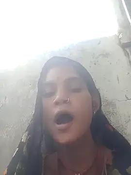 Jooli cuty online show from 11/07/25, 04:17