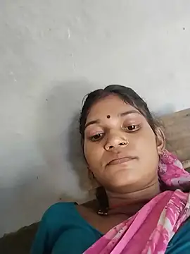 Jooli cuty online show from 07/17/26, 03:37