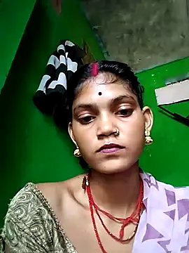 Jooli cuty online show from 06/14/26, 04:57